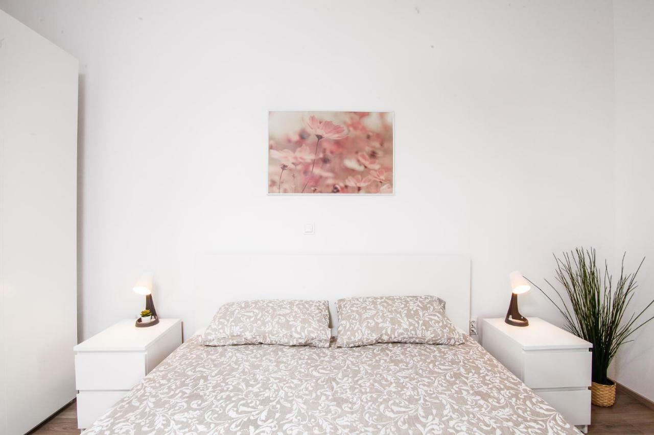 Apartment Kensi*** PUY 외부 사진