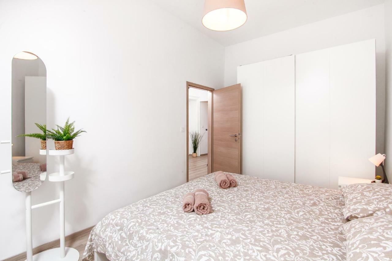Apartment Kensi*** PUY 외부 사진